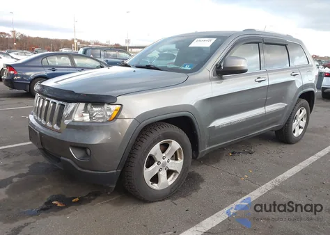 2013 Jeep Grand Cherokee Laredo z USA, uszkodzony, nr VIN 1C4RJFAG7DC544745